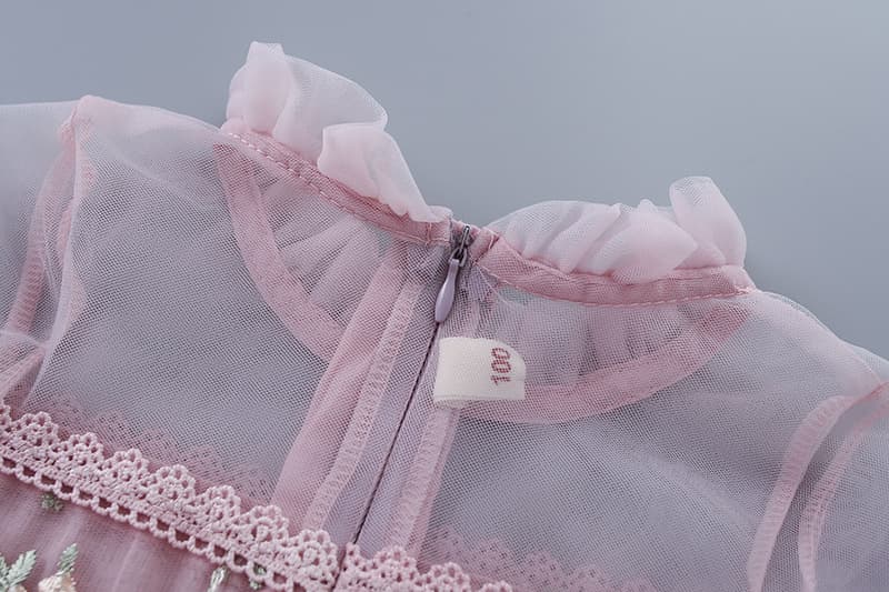 キッズファッション ドレス　花刺繍チュール長袖プリンセスドレス