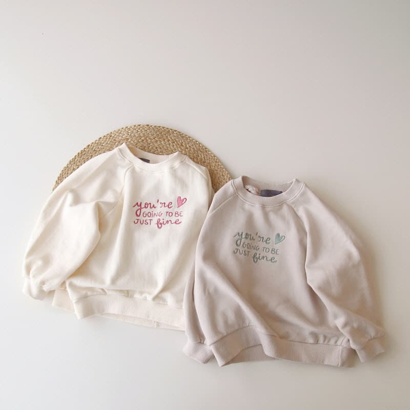 キッズファッション トレーナー　ハート刺繍メッセージ入りキッズトレーナー