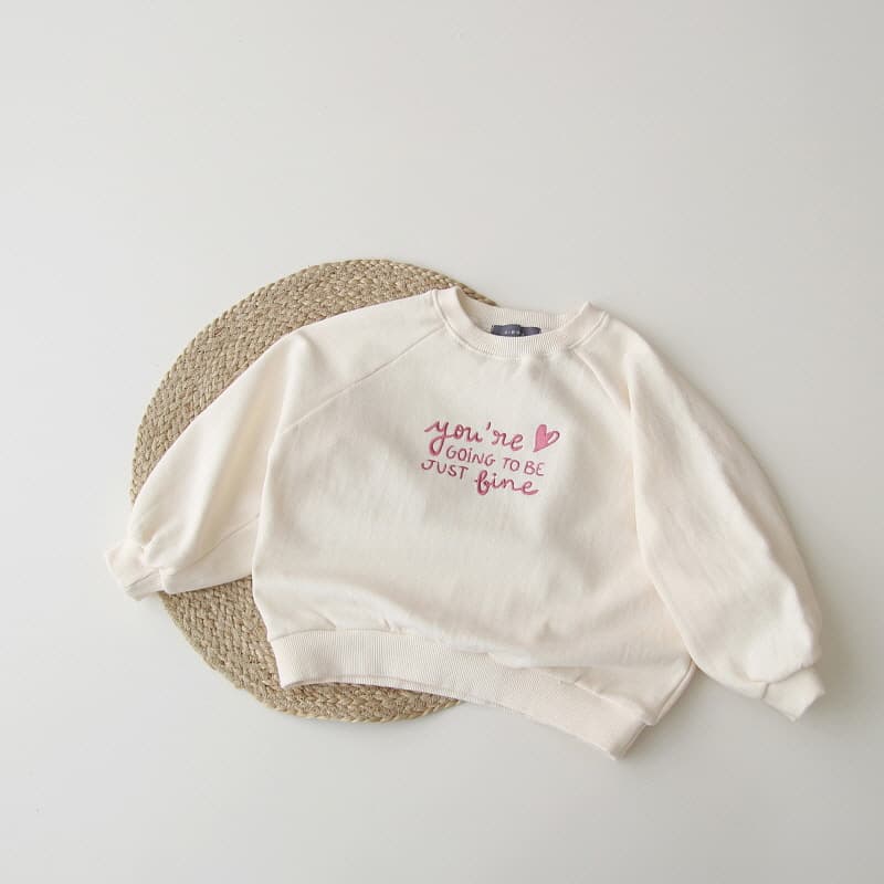 キッズファッション トレーナー　ハート刺繍メッセージ入りキッズトレーナー