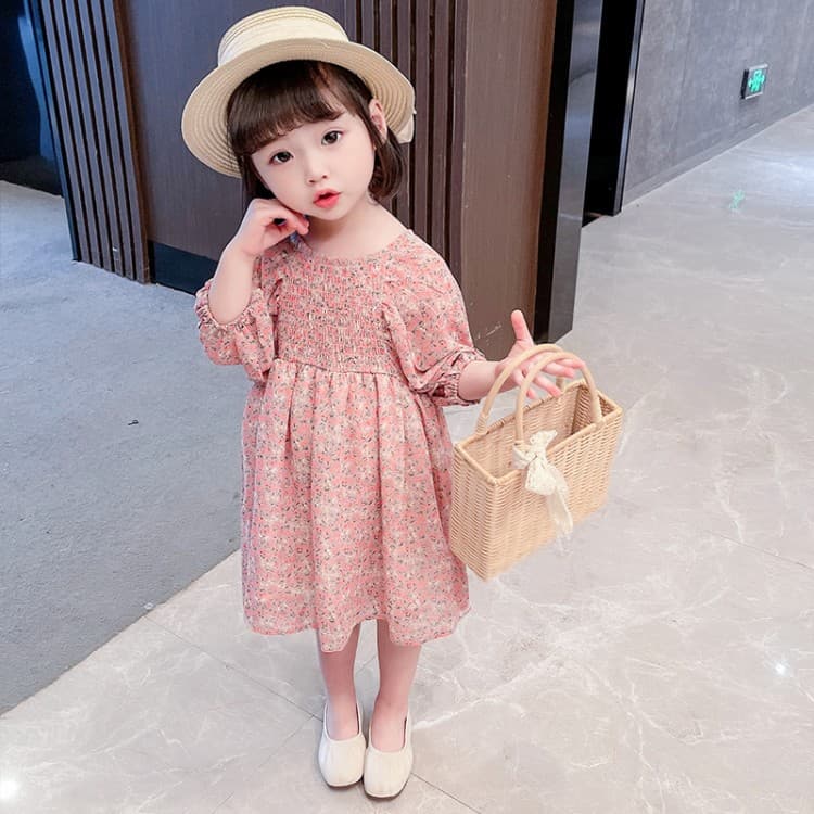 キッズファッション ワンピース　小花柄パフスリーブシャーリングワンピース