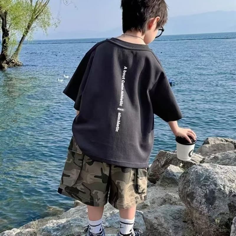 キッズファッション Tシャツ　英字プリント入りゆったりシルエット半袖Tシャツ