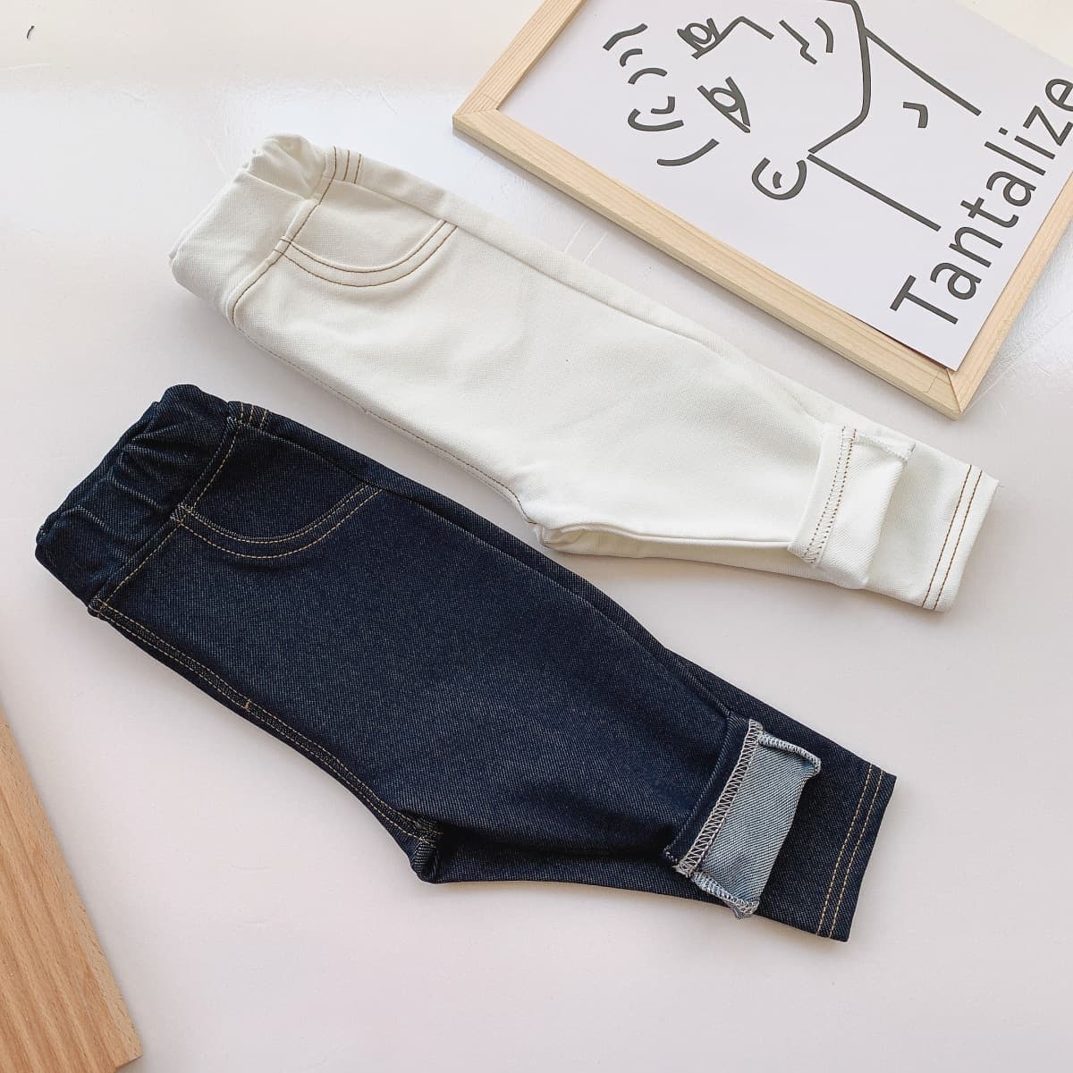 キッズファッション パンツ　ステッチデザインデニム風ストレッチパンツ