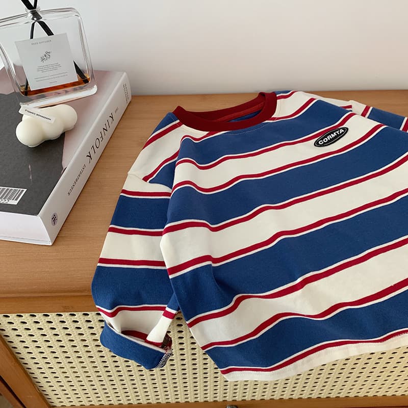 キッズファッション Tシャツ　マルチボーダーワンポイント刺繍長袖Tシャツ