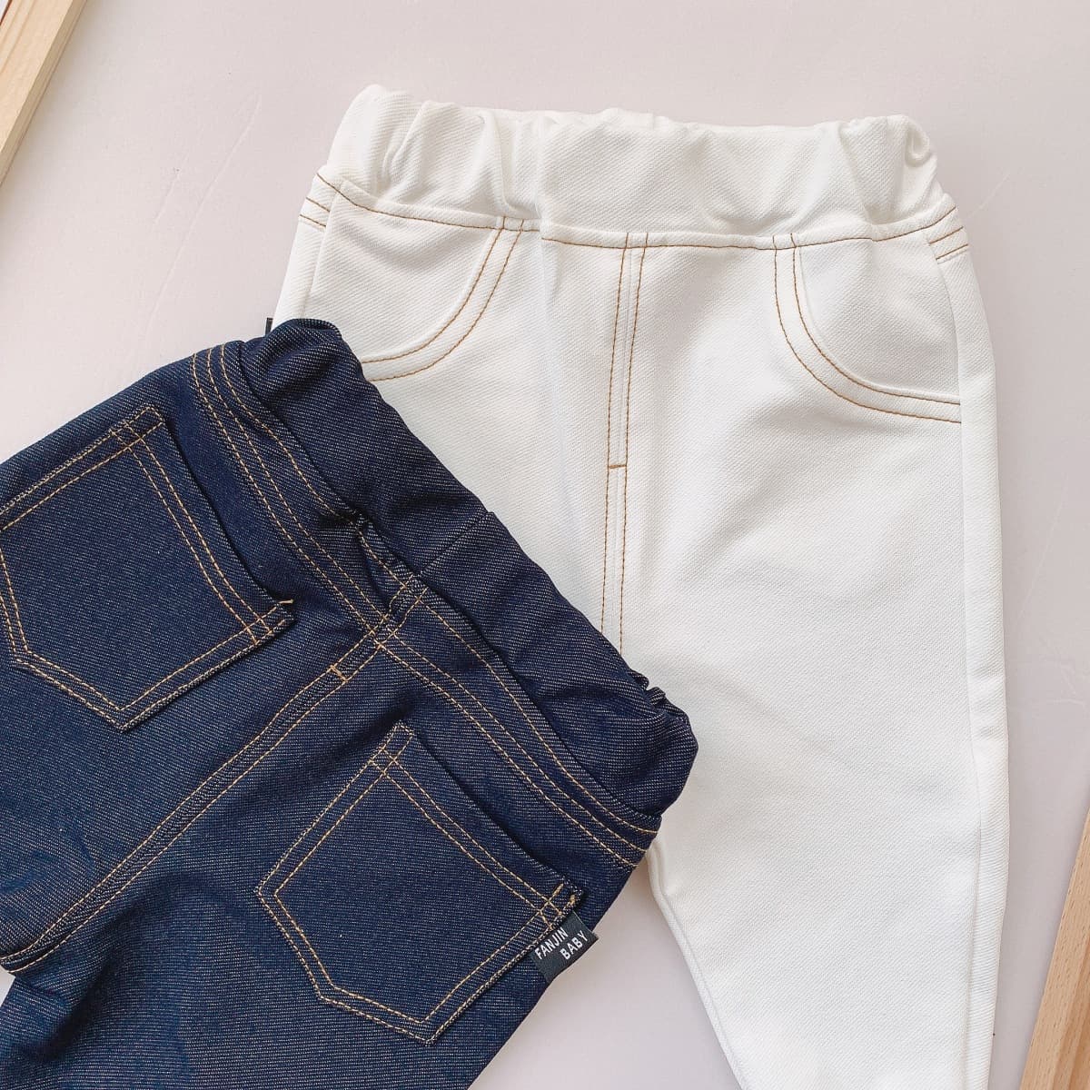 キッズファッション パンツ　ステッチデザインデニム風ストレッチパンツ