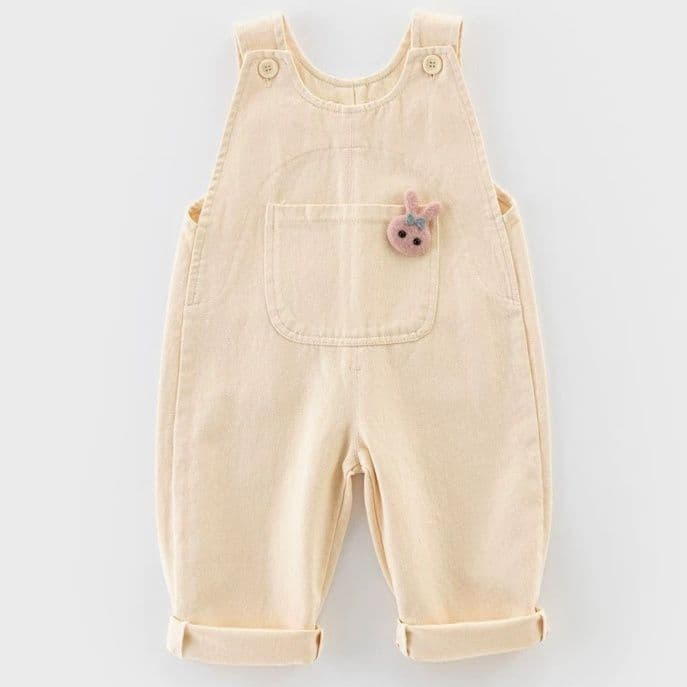 キッズファッション パンツ 可愛いうさぎワッペン付きサロペット