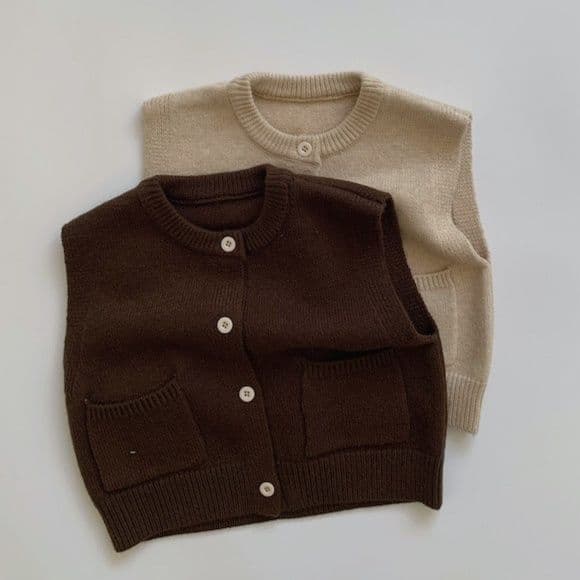 キッズファッション ニット 前ボタンポケット付きニットベスト