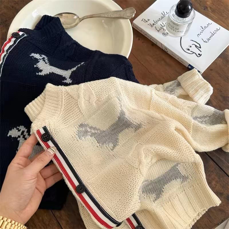 キッズファッション ニット 愛らしい犬柄編み込み長袖カーディガン