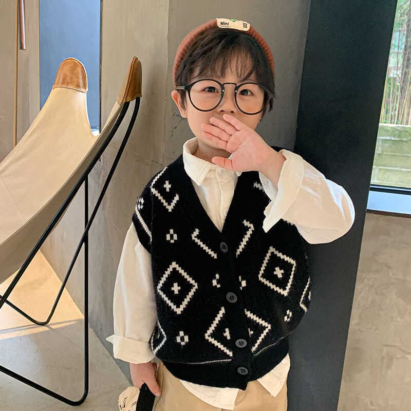 キッズファッション ニット 幾何学模様のニットベスト
