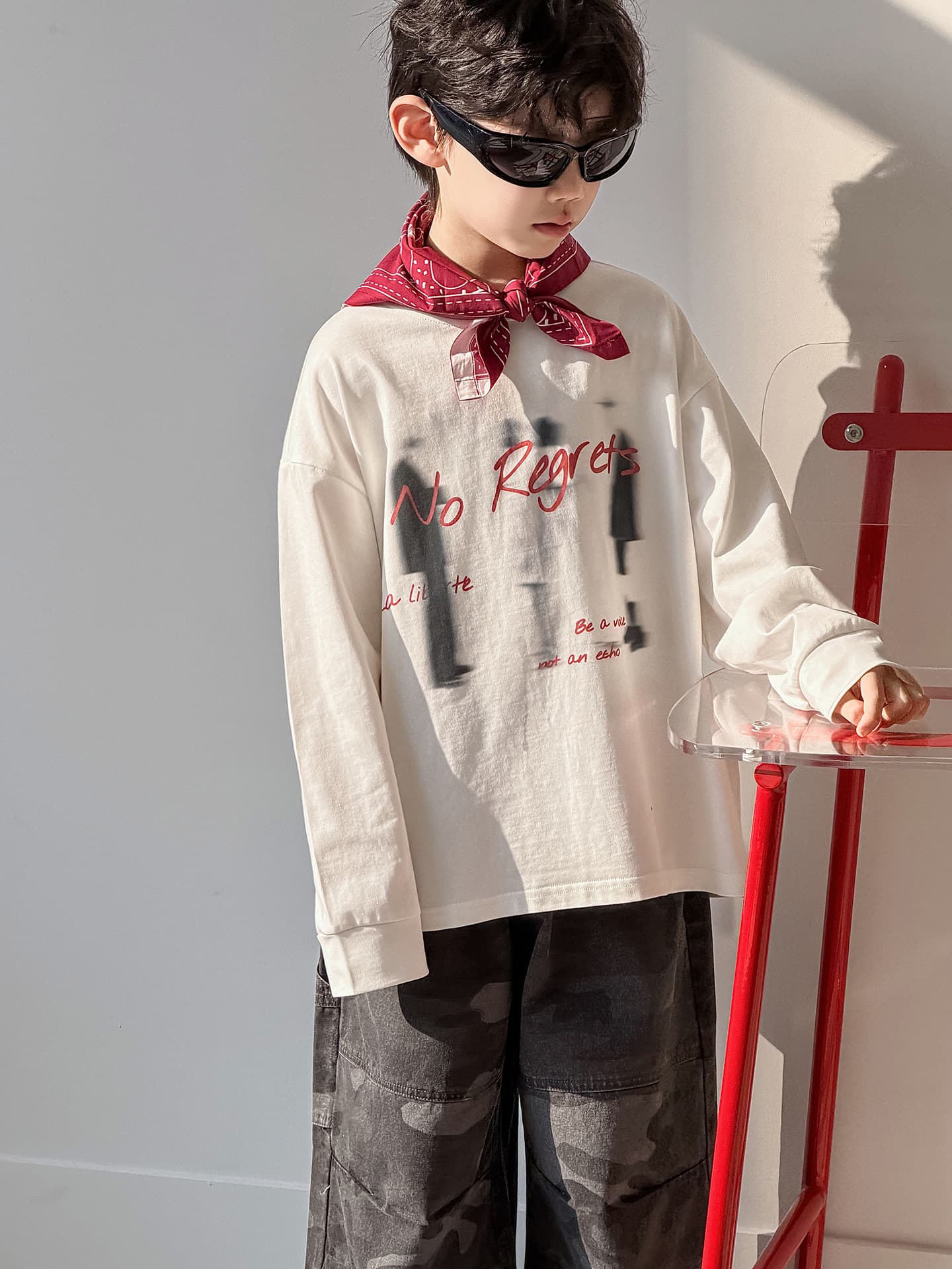キッズファッション Tシャツ モダンアート風プリント長袖Tシャツ