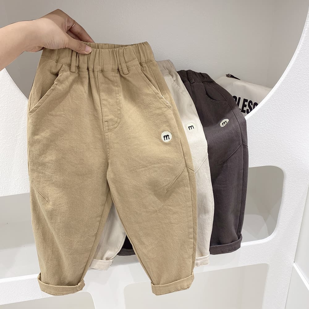 キッズファッション パンツ やわらか素材のゆったりシルエット長ズボン