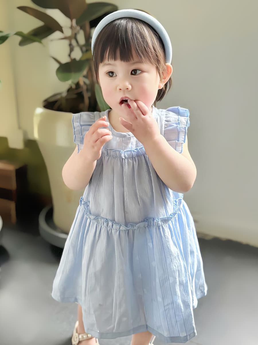 キッズファッション ワンピース 天使のような可愛らしいふわふわノースリーブワンピース