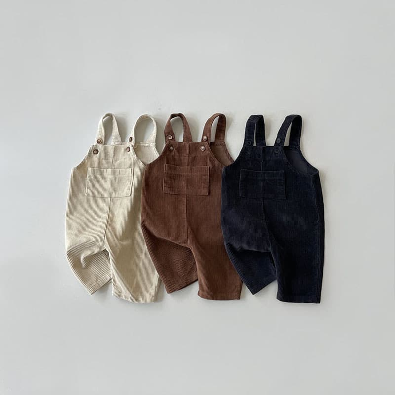 キッズファッション パンツ コーデュロイ素材のサロペットパンツ