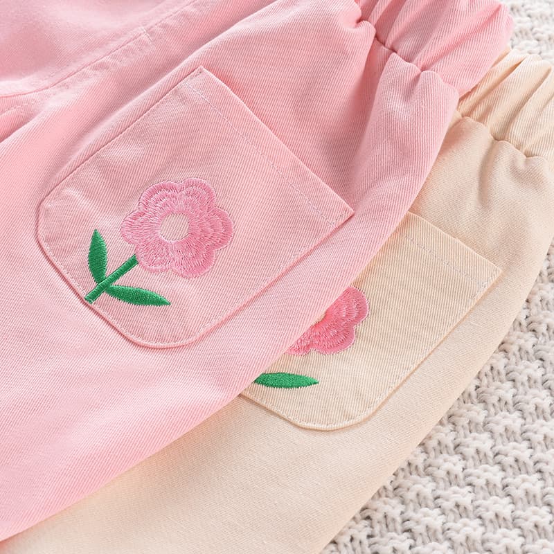 キッズファッション パンツ 花刺繍ポケット付きゆったりハーフパンツ