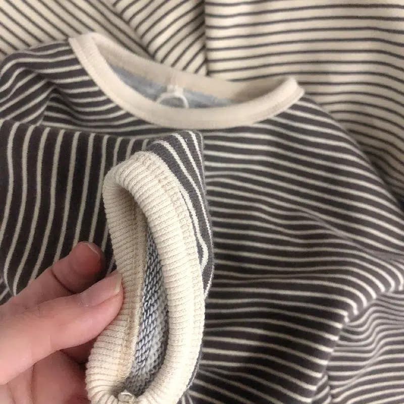 キッズファッション やさしいボーダー柄長袖Tシャツ