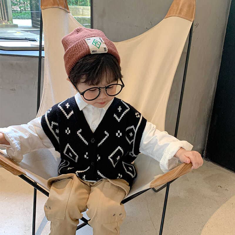 キッズファッション ニット 幾何学模様のニットベスト