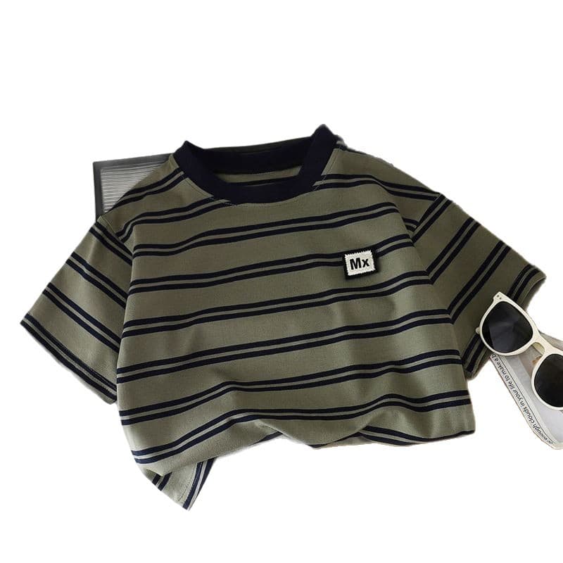 キッズファッション Tシャツ 横縞模様がおしゃれな子供用半袖上着