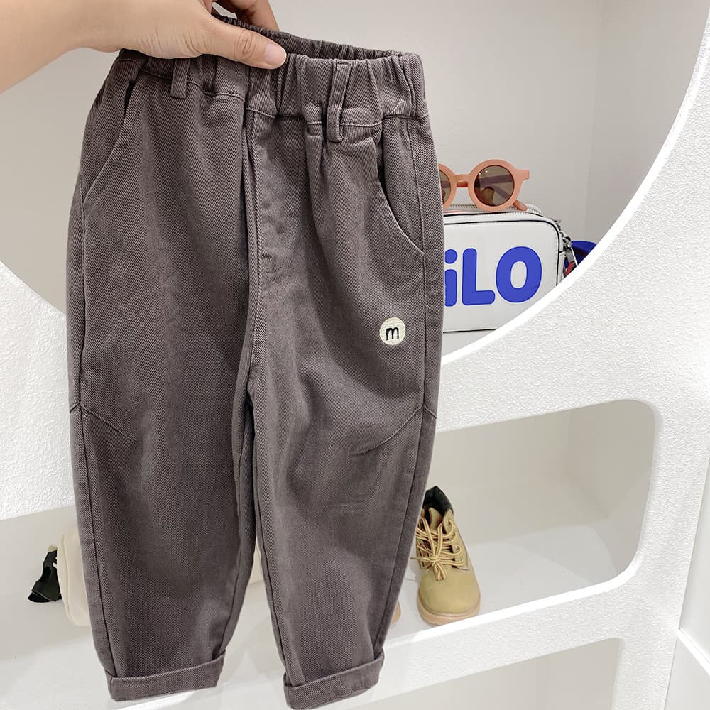 キッズファッション パンツ やわらか素材のゆったりシルエット長ズボン