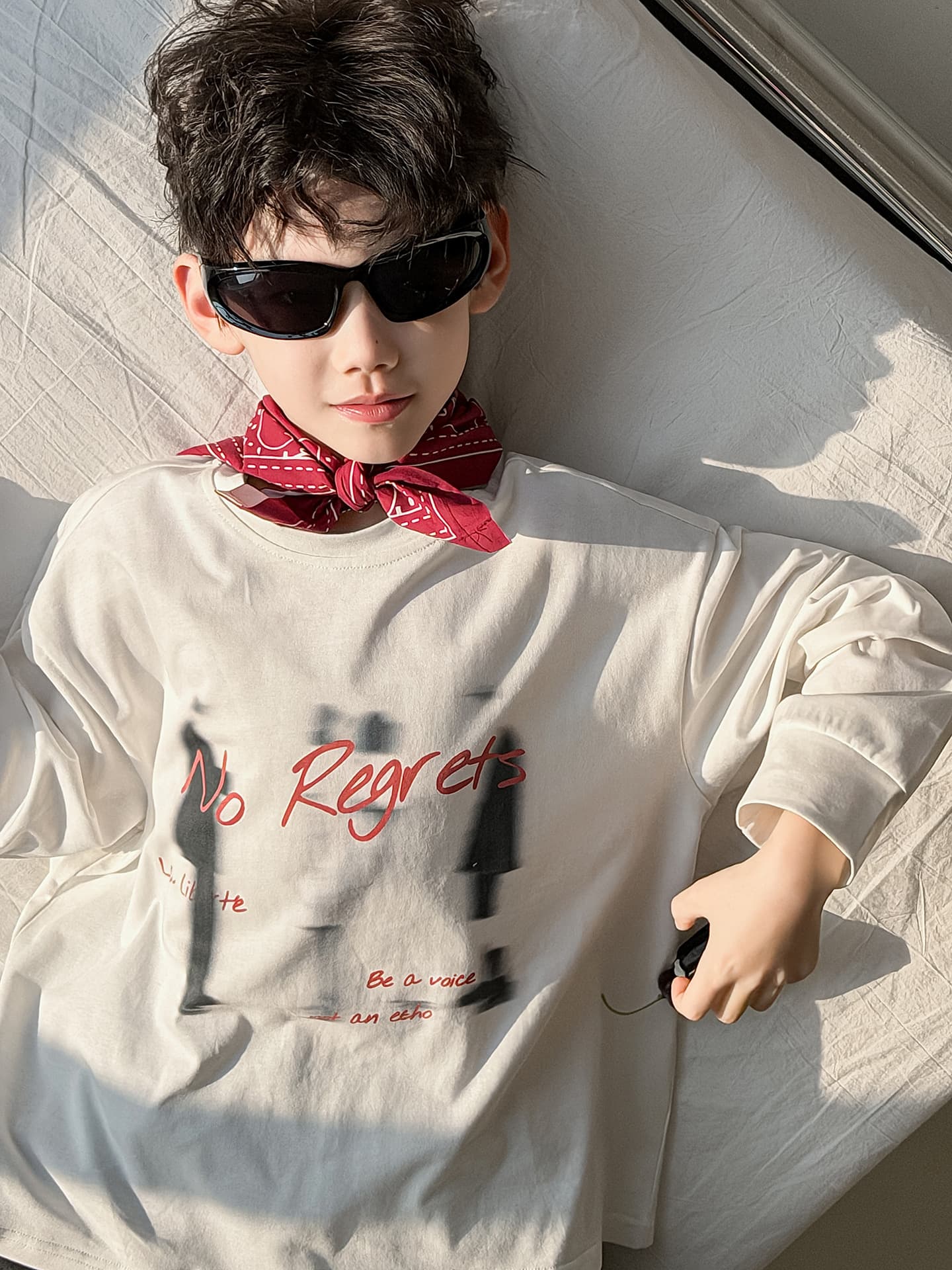 キッズファッション Tシャツ モダンアート風プリント長袖Tシャツ