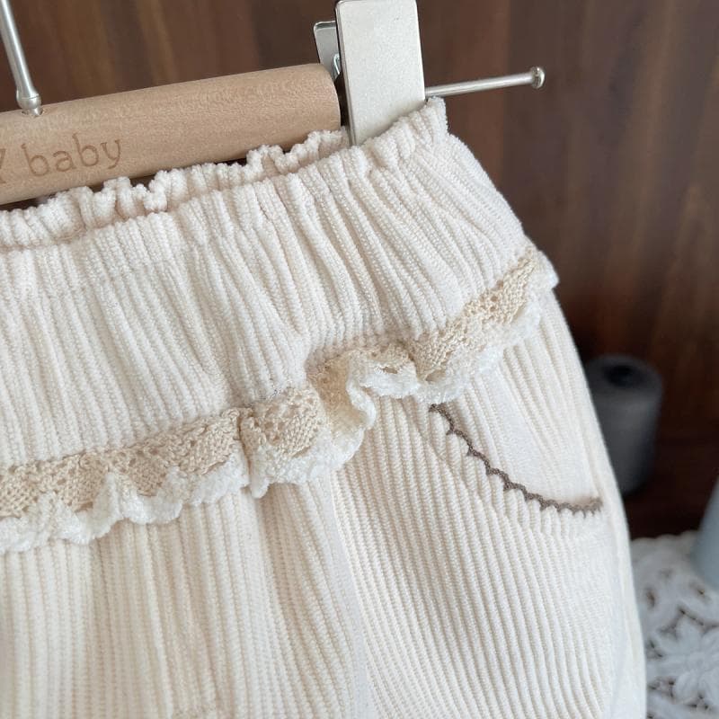キッズファッション パンツ レース付きコーデュロイブルマ風パンツ