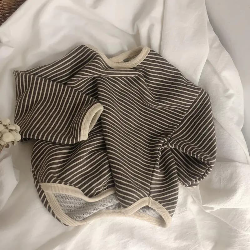 キッズファッション やさしいボーダー柄長袖Tシャツ