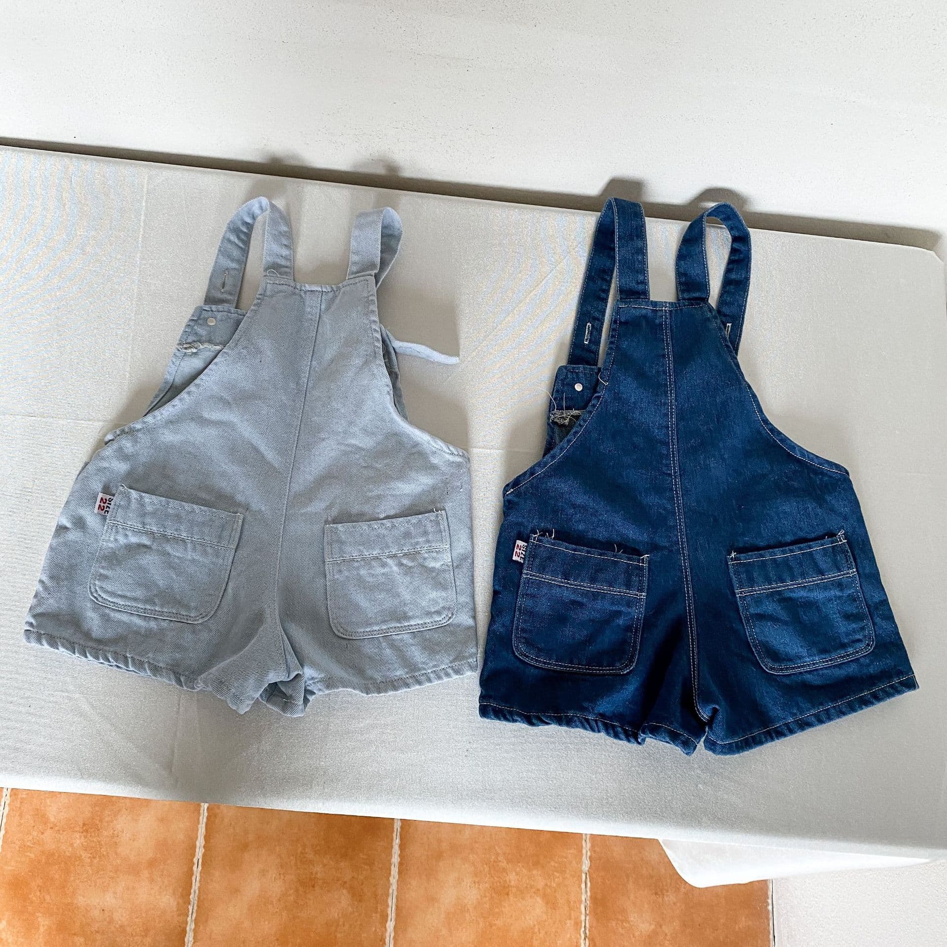 キッズファッション パンツ 子供用吊りひも付きデニム短パン