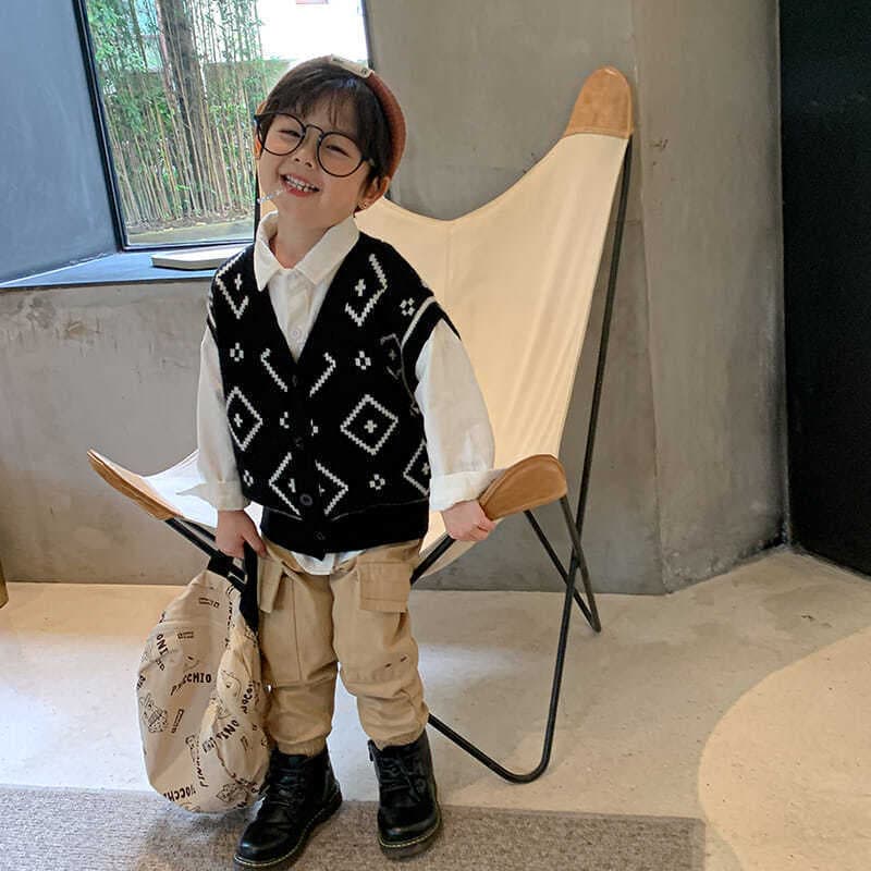 キッズファッション ニット 幾何学模様のニットベスト
