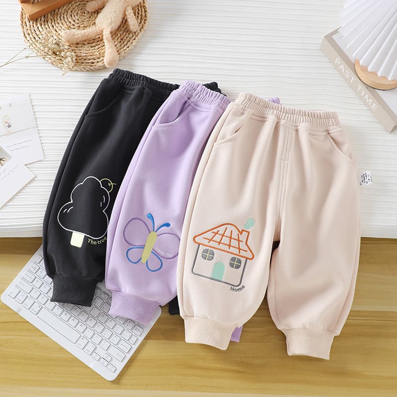 キッズファッション パンツ 可愛いモチーフ刺繍入りゆったりスウェットパンツ